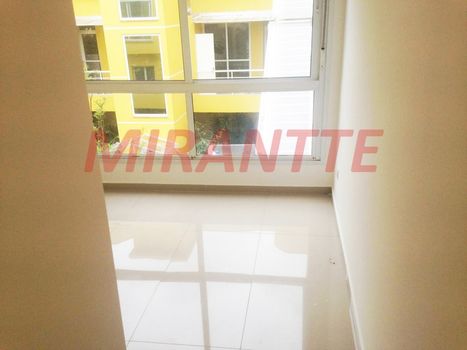 Foto 2 do(a) Casa em Condomínio de 3 quartos à venda em Vila Pereira Cerca, São Paulo