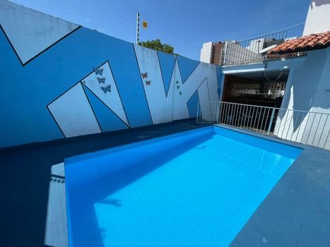 Foto 4 do(a) Casa de 3 quartos à venda em Vila União, Fortaleza