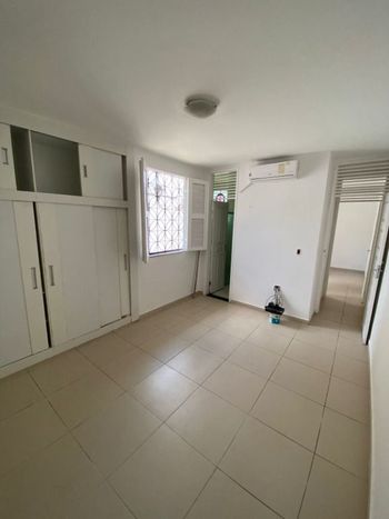 Foto 18 do(a) Casa de 3 quartos à venda em Vila União, Fortaleza