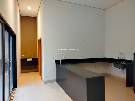 Foto 12 do(a) Casa de 3 quartos à venda em Bairro Seminário, Campo Grande