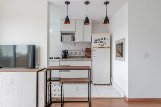 Foto 5 do(a) Apartamento de 2 quartos à venda em Passo da Areia, Porto Alegre