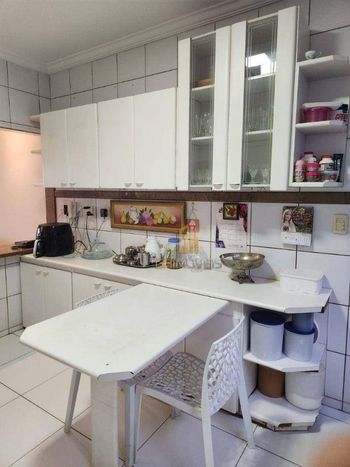 Foto 26 do(a) Casa de 4 quartos à venda em Loteamento Celina Park, Goiânia