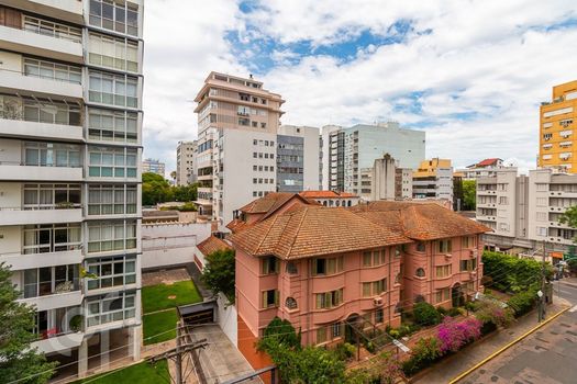 Foto 33 do(a) Apartamento de 3 quartos à venda em Independência, Porto Alegre