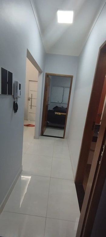 Foto 10 do(a) Casa de 2 quartos à venda em Jardim das Palmeiras, Uberlândia