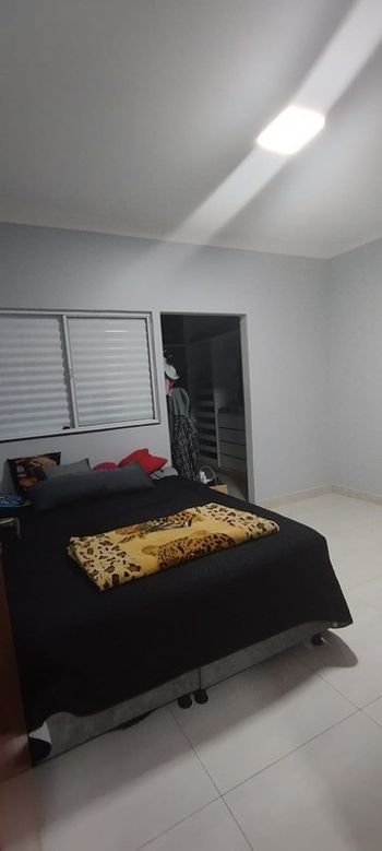 Foto 13 do(a) Casa de 2 quartos à venda em Jardim das Palmeiras, Uberlândia