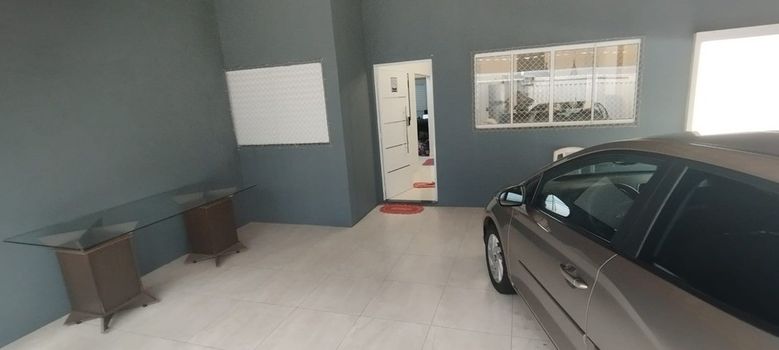 Foto 2 do(a) Casa de 2 quartos à venda em Jardim das Palmeiras, Uberlândia