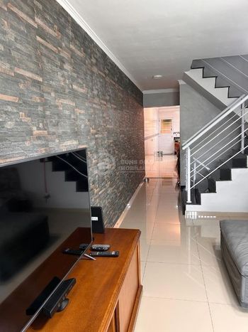 Foto 5 do(a) Casa de 3 quartos à venda em Jardim Liderança, São Paulo