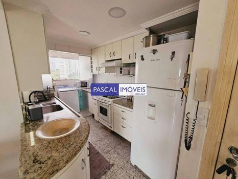 Foto 13 do(a) Apartamento de 3 quartos à venda em Vila Sofia, São Paulo