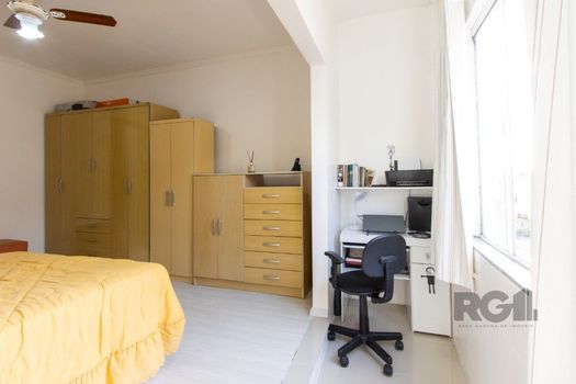 Foto 40 do(a) Casa de 3 quartos à venda em Guarujá, Porto Alegre