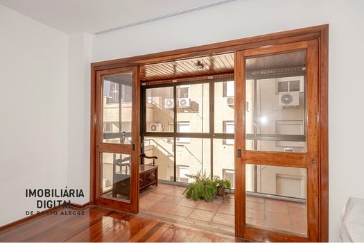 Foto 6 do(a) Apartamento de 3 quartos à venda em São João, Porto Alegre