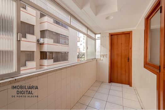 Foto 23 do(a) Apartamento de 3 quartos à venda em São João, Porto Alegre