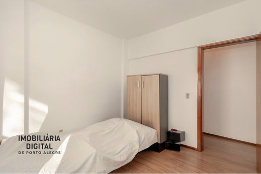 Foto 17 do(a) Apartamento de 3 quartos à venda em São João, Porto Alegre