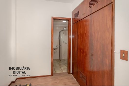 Foto 28 do(a) Apartamento de 3 quartos à venda em São João, Porto Alegre