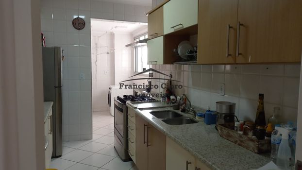 Foto 9 do(a) Apartamento de 3 quartos à venda em Vila Indiana, Guaratinguetá