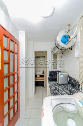 Foto 7 do(a) Cobertura de 1 quartos à venda em Menino Deus, Porto Alegre