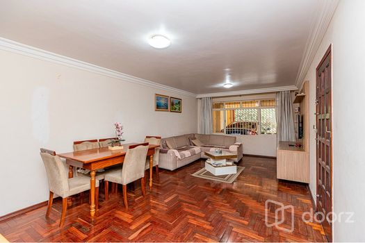 Foto 3 do(a) Casa de 3 quartos à venda em Jardim Umuarama, São Paulo