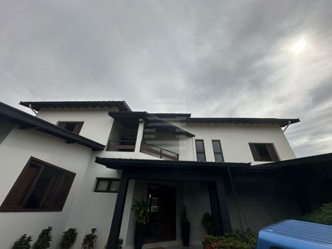 Foto 1 do(a) Casa de 5 quartos à venda em Chácara Primavera, Campinas