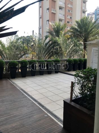 Foto 13 do(a) Apartamento de 4 quartos para alugar em Jardim Fonte do Morumbi, São Paulo