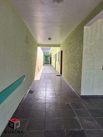 Foto 5 do(a) Casa de 2 quartos à venda em Parque Industriário, Santo André