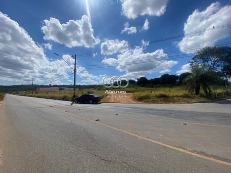 Foto 10 do(a) Terreno false à venda em Angicos, Vespasiano