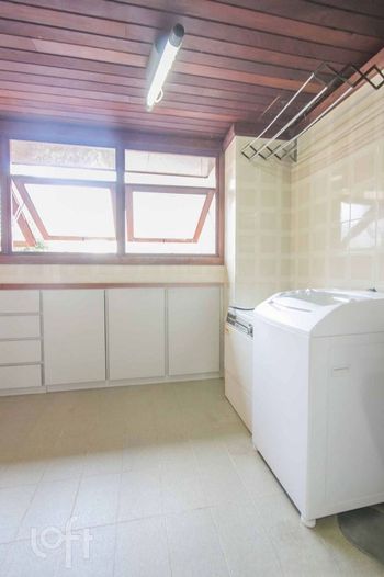 Foto 23 do(a) Apartamento de 3 quartos à venda em Bela Vista, Porto Alegre
