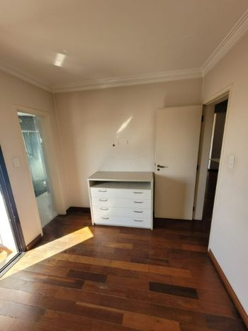 Foto 16 do(a) Apartamento de 3 quartos à venda em Jardim Nélia, São Paulo