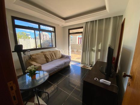 Foto 4 do(a) Cobertura de 4 quartos à venda em Santo Antônio, Belo Horizonte