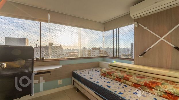 Foto 30 do(a) Apartamento de 3 quartos à venda em Jardim Botânico, Porto Alegre