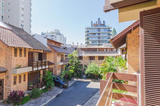Foto 28 do(a) Casa em Condomínio de 3 quartos à venda em Bela Vista, Porto Alegre