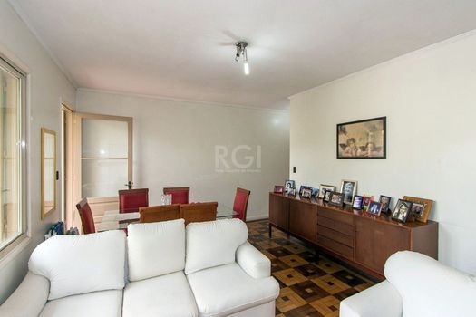 Foto 7 do(a) Apartamento de 3 quartos à venda em Medianeira, Porto Alegre