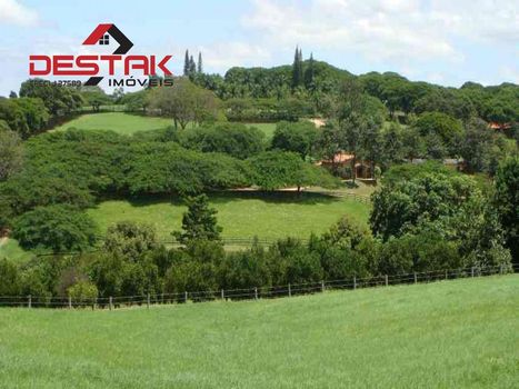 Foto 3 do(a) Fazenda / Sítio / Chácara de 8 quartos à venda em Área Rural de Santo Antônio de Posse, Santo Antônio de Posse