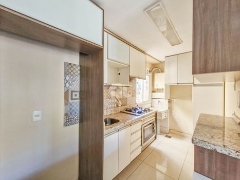 Foto 4 do(a) Apartamento de 3 quartos à venda em Humaitá, Porto Alegre