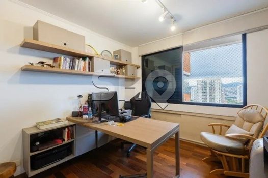Foto 19 do(a) Apartamento de 4 quartos à venda em Vila Romana, São Paulo