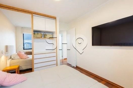 Foto 17 do(a) Apartamento de 4 quartos à venda em Vila Romana, São Paulo