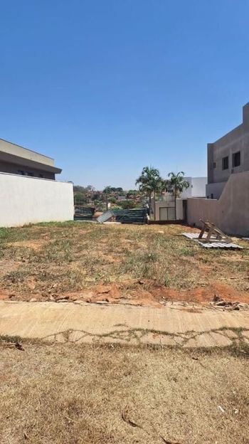 Foto 2 do(a) Terreno false à venda em Alvorada, Araçatuba