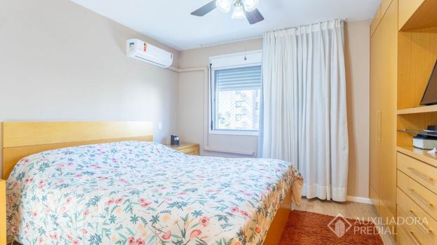 Foto 29 do(a) Apartamento de 3 quartos à venda em Petrópolis, Porto Alegre