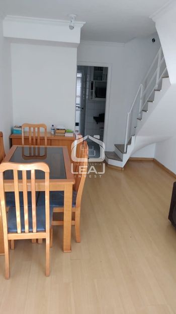 Foto 1 do(a) Casa de 3 quartos à venda em Parque Munhoz, São Paulo