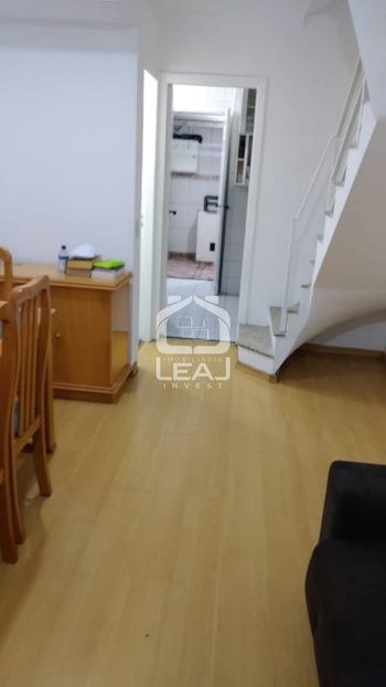 Foto 3 do(a) Casa de 3 quartos à venda em Parque Munhoz, São Paulo