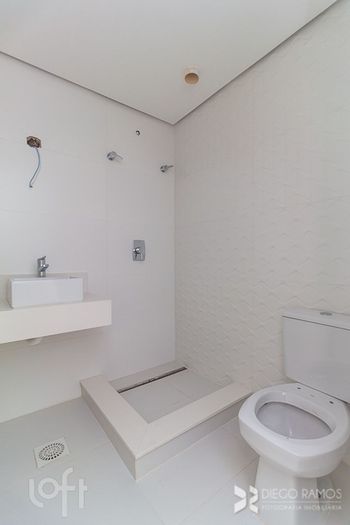 Foto 22 do(a) Apartamento de 3 quartos à venda em Vila Assunção, Porto Alegre