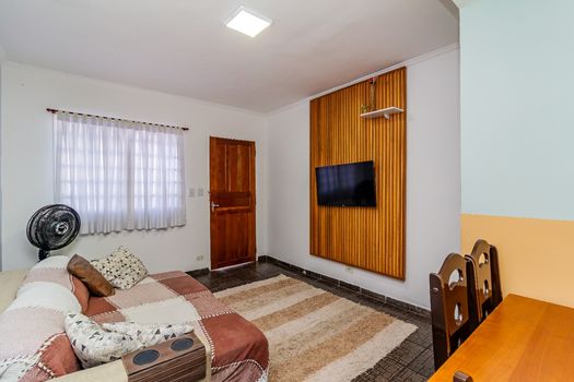 Foto 2 do(a) Casa de 2 quartos à venda em Jardim Leme, São Paulo