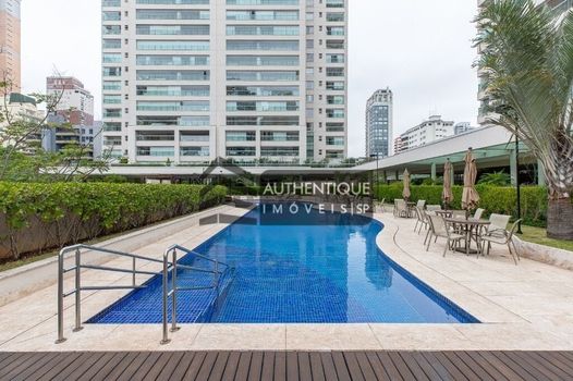 Foto 1 do(a) Apartamento de 4 quartos à venda em Vila Uberabinha, São Paulo