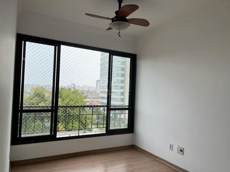 Foto 4 do(a) Flat de 3 quartos à venda em São Geraldo, Porto Alegre