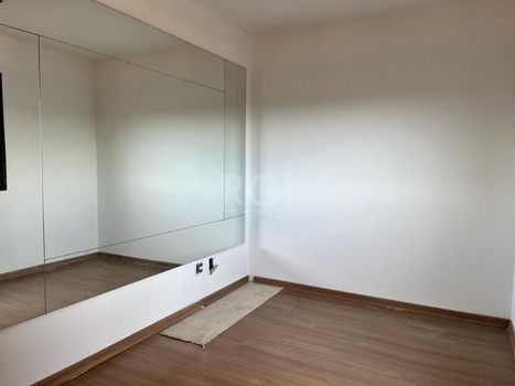 Foto 7 do(a) Flat de 3 quartos à venda em São Geraldo, Porto Alegre
