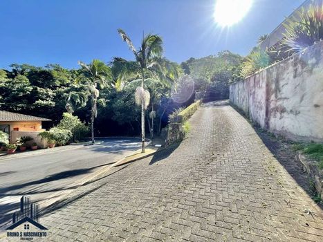 Foto 6 do(a) Casa de 4 quartos à venda em Pousada dos Bandeirantes, Carapicuíba