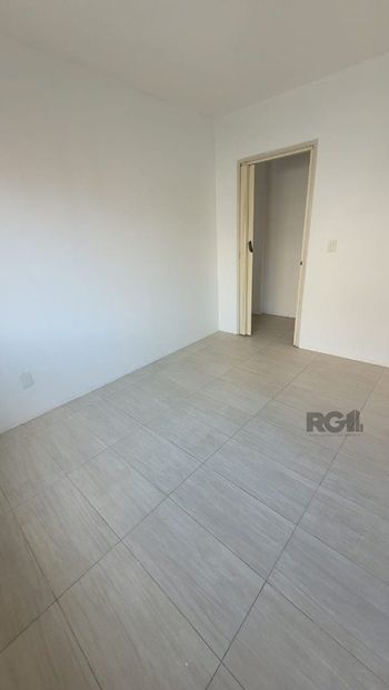Foto 15 do(a) Apartamento de 1 quartos à venda em Partenon, Porto Alegre