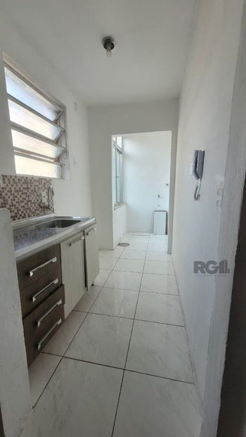 Foto 6 do(a) Apartamento de 1 quartos à venda em Partenon, Porto Alegre