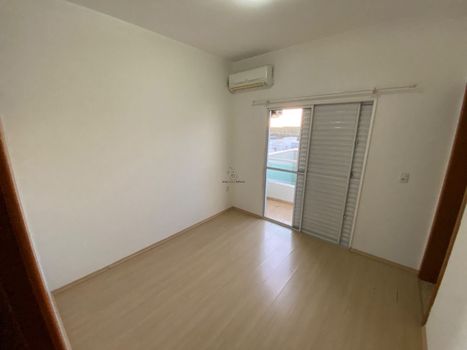 Foto 27 do(a) Casa de 3 quartos à venda em Wanel Ville, Sorocaba