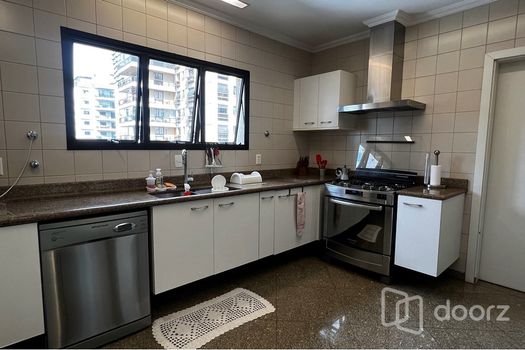 Foto 35 do(a) Apartamento de 4 quartos à venda em Moema, São Paulo
