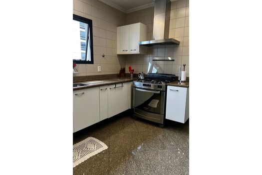 Foto 41 do(a) Apartamento de 4 quartos à venda em Moema, São Paulo