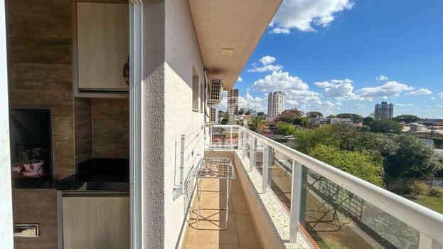 Foto 2 do(a) Apartamento de 3 quartos à venda em Centro, Rolândia